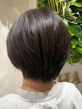 首周りスッキリショートボブ